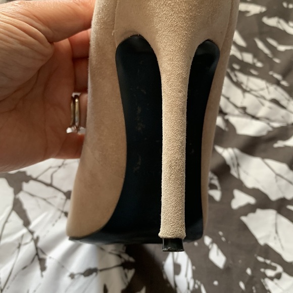 Kendall & Kylie Nude Suede heels - Picture 4 of 6